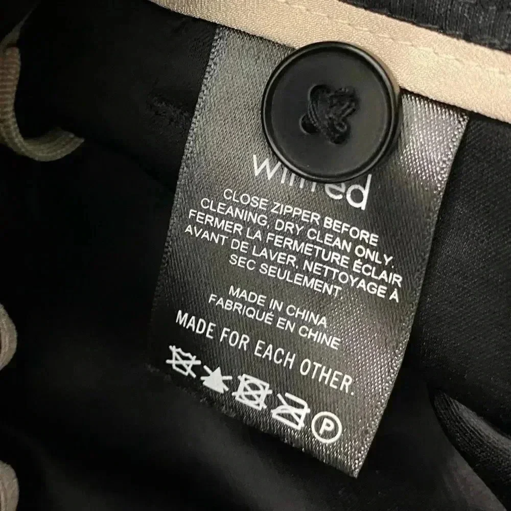 Aritzia Wilfred Straight Cargo Pants Size 2 Kafka Utility Black Like New
